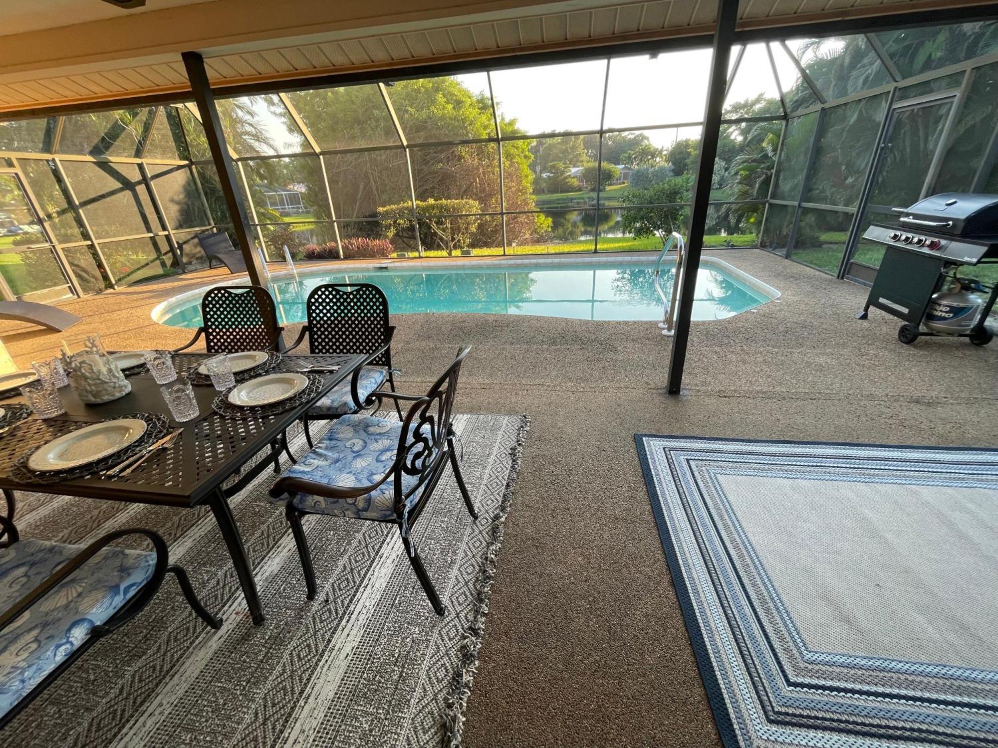 Pool Home With A New Sparkling Pool, Close To Beach, Lovely Lake View North Naples Exterior foto